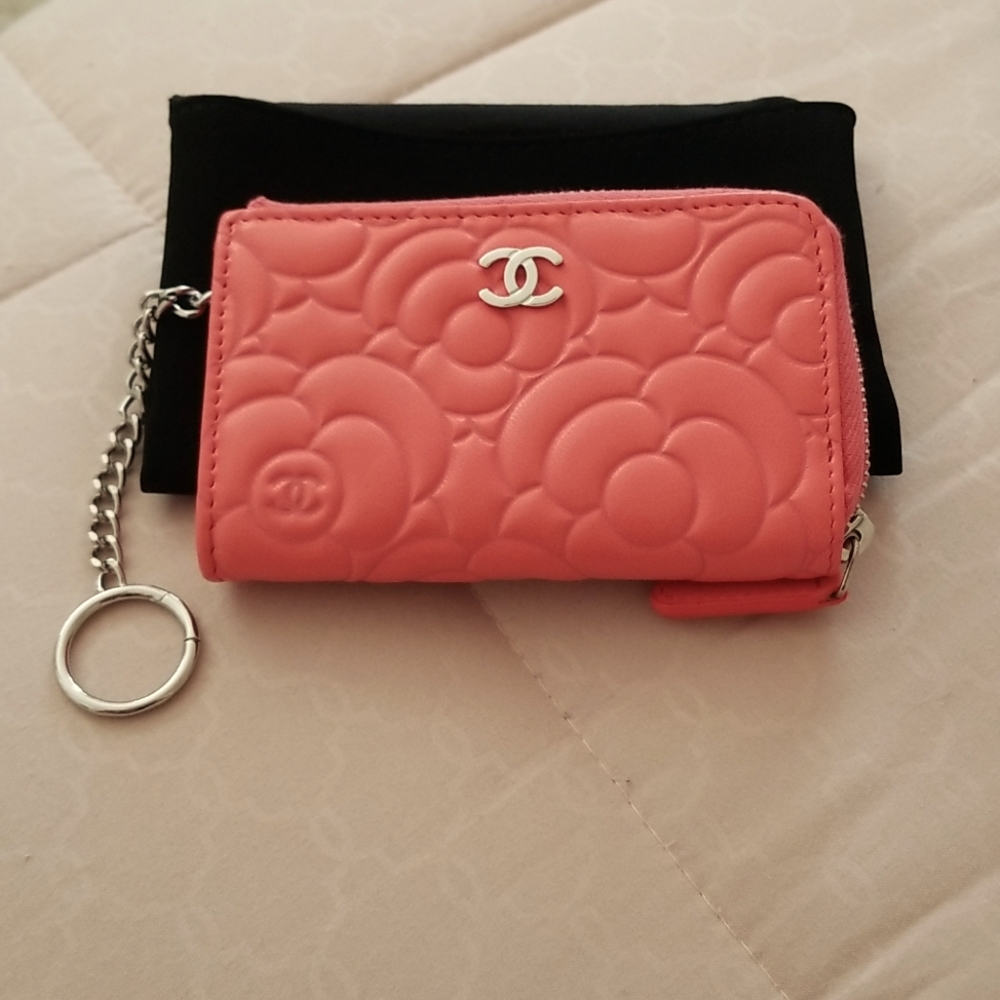 Chanel zipper coin pouch with keyring